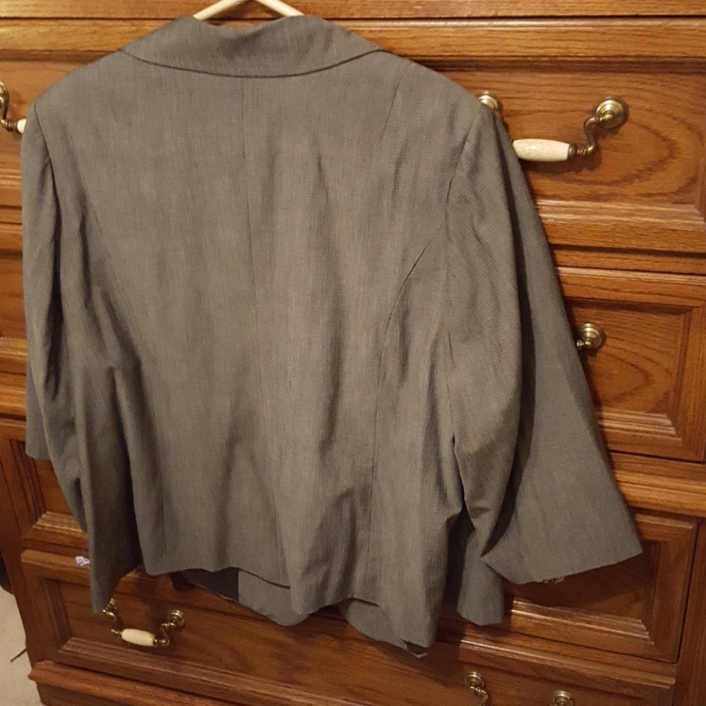 Jacket - Picture 2 of 2